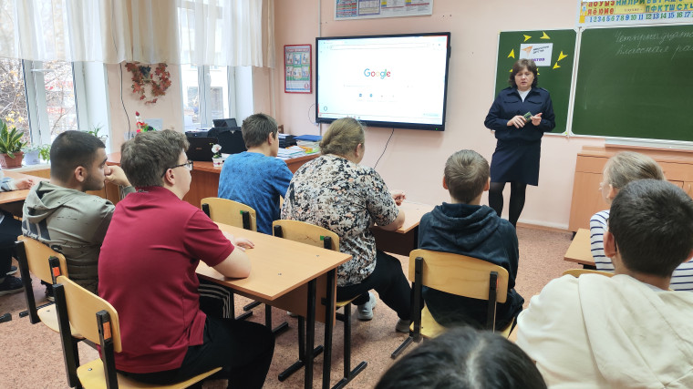 "Нет ненависти и вражде".